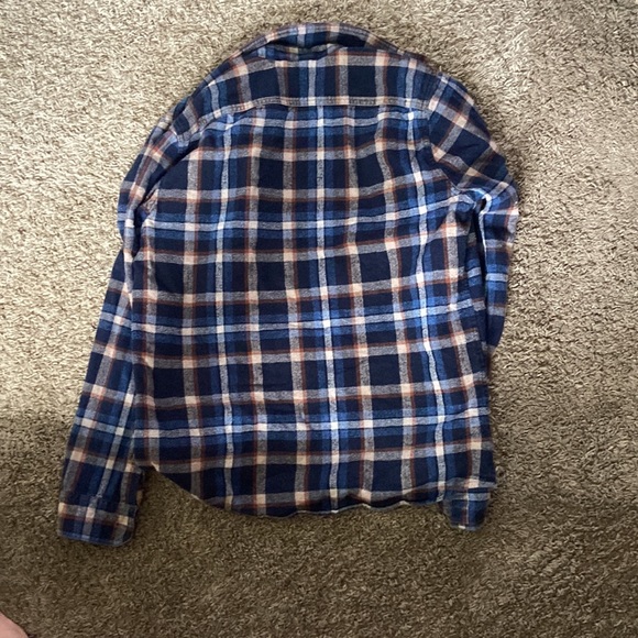 ABERCROMBIE FLANNEL - Picture 3 of 3